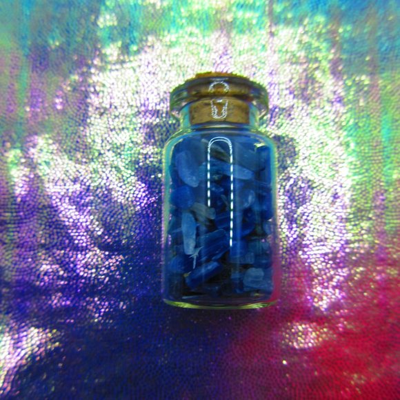 Blue Kyanite Gemstone Chips In A Bottle Embellishments Natural Semi Precious - Picture 3 of 3